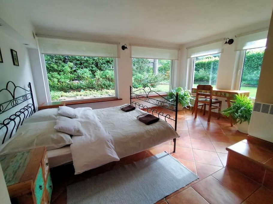 Spacious Apartment In Green District. 브로츠와프 외부 사진